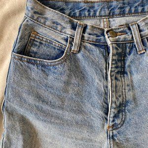 Vintage Light Wash, High-Waisted Mom Jeans